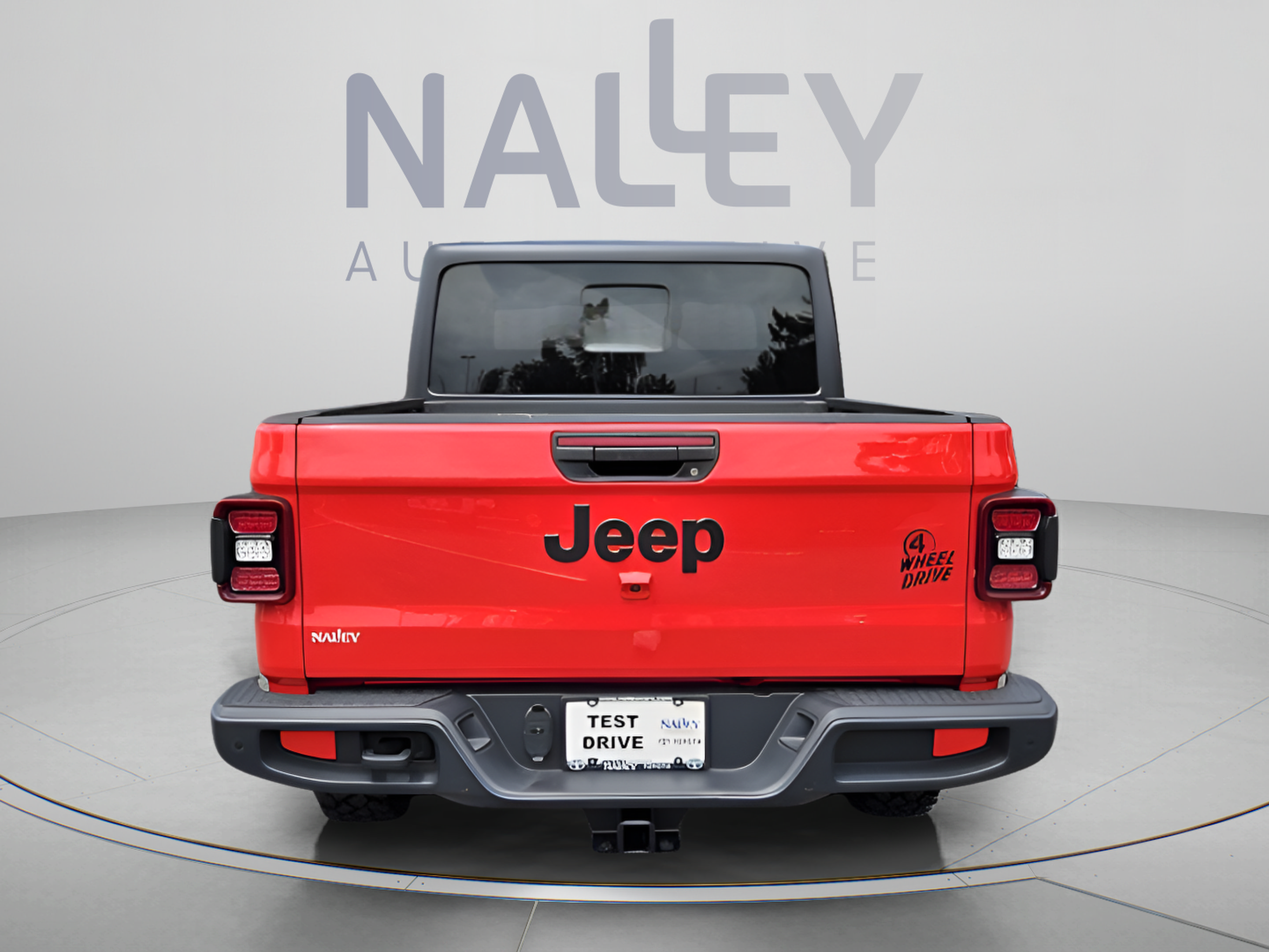 Used 2024 Jeep Gladiator Sport AWD/4WD image 4
