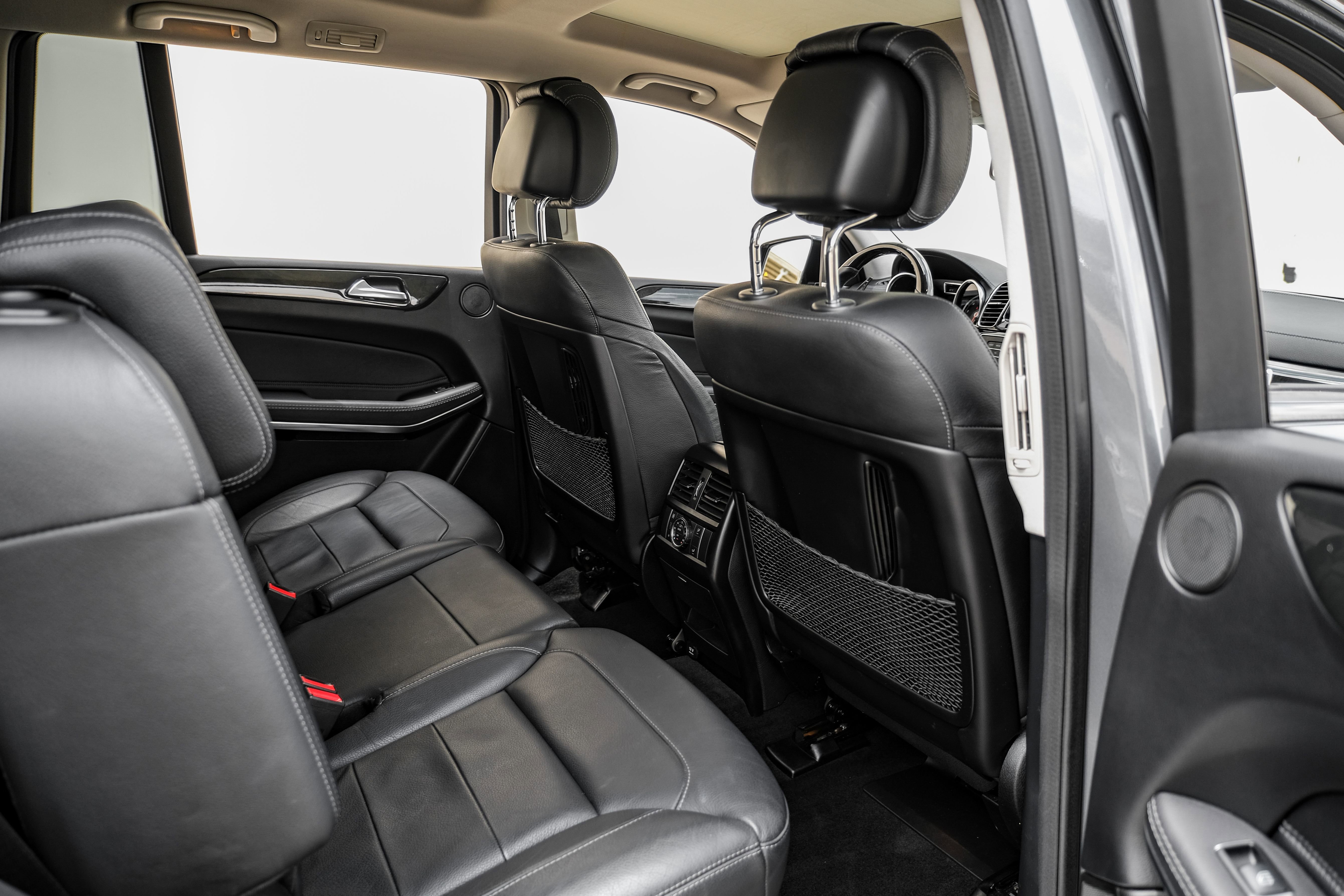 Used 2018 Mercedes-Benz GLS 550 4MATIC w/ Driver Assistance Package image 34