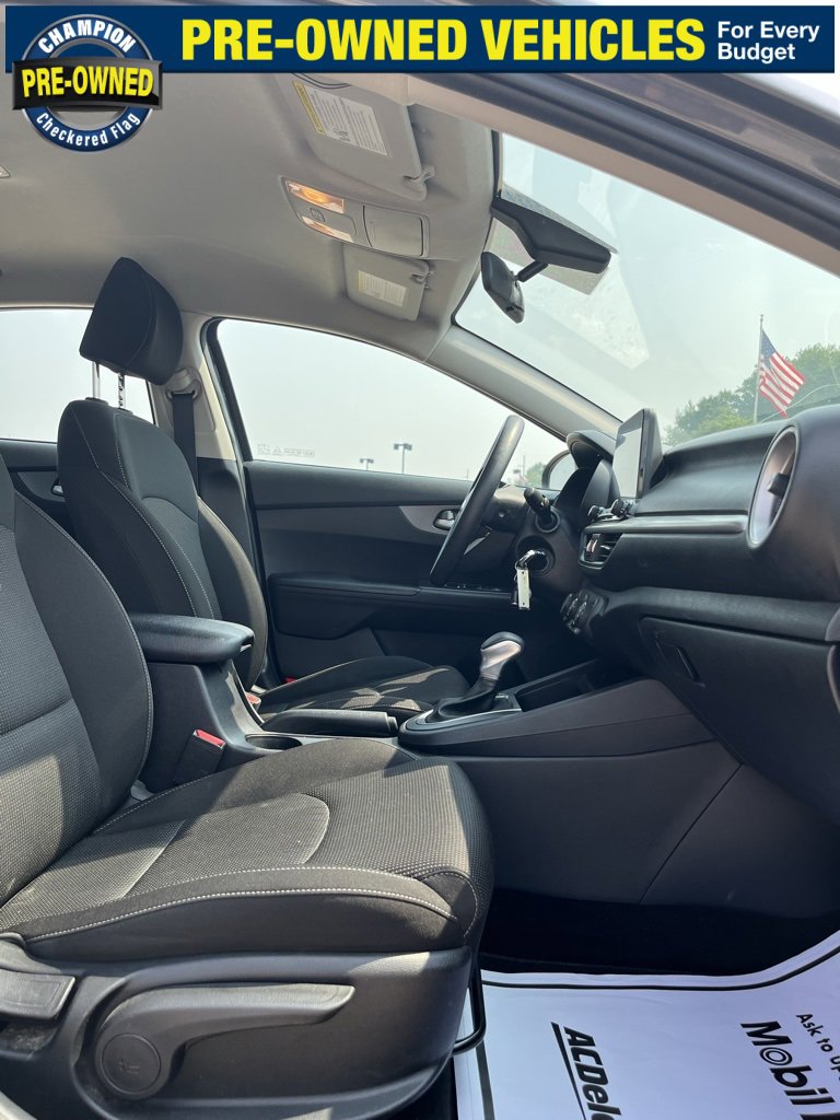 Used 2021 Kia Forte LXS image 31