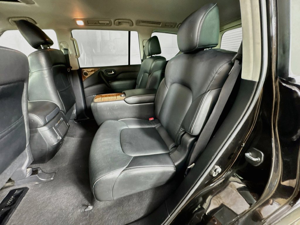 Used 2018 INFINITI QX80 4WD w/ Driver Assistance Package image 32