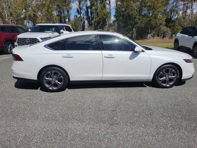 Used 2023 Honda Accord EX image 9