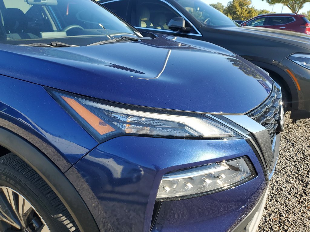 Certified 2023 Nissan Rogue SV FWD image 14