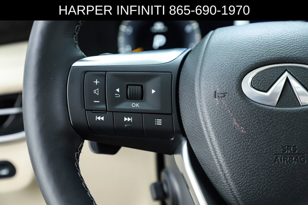 Used 2023 INFINITI QX60 Sensory w/ Vision Package AWD/4WD image 22