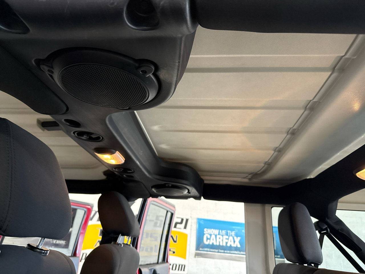 Used 2012 Jeep Wrangler Unlimited Sport image 31