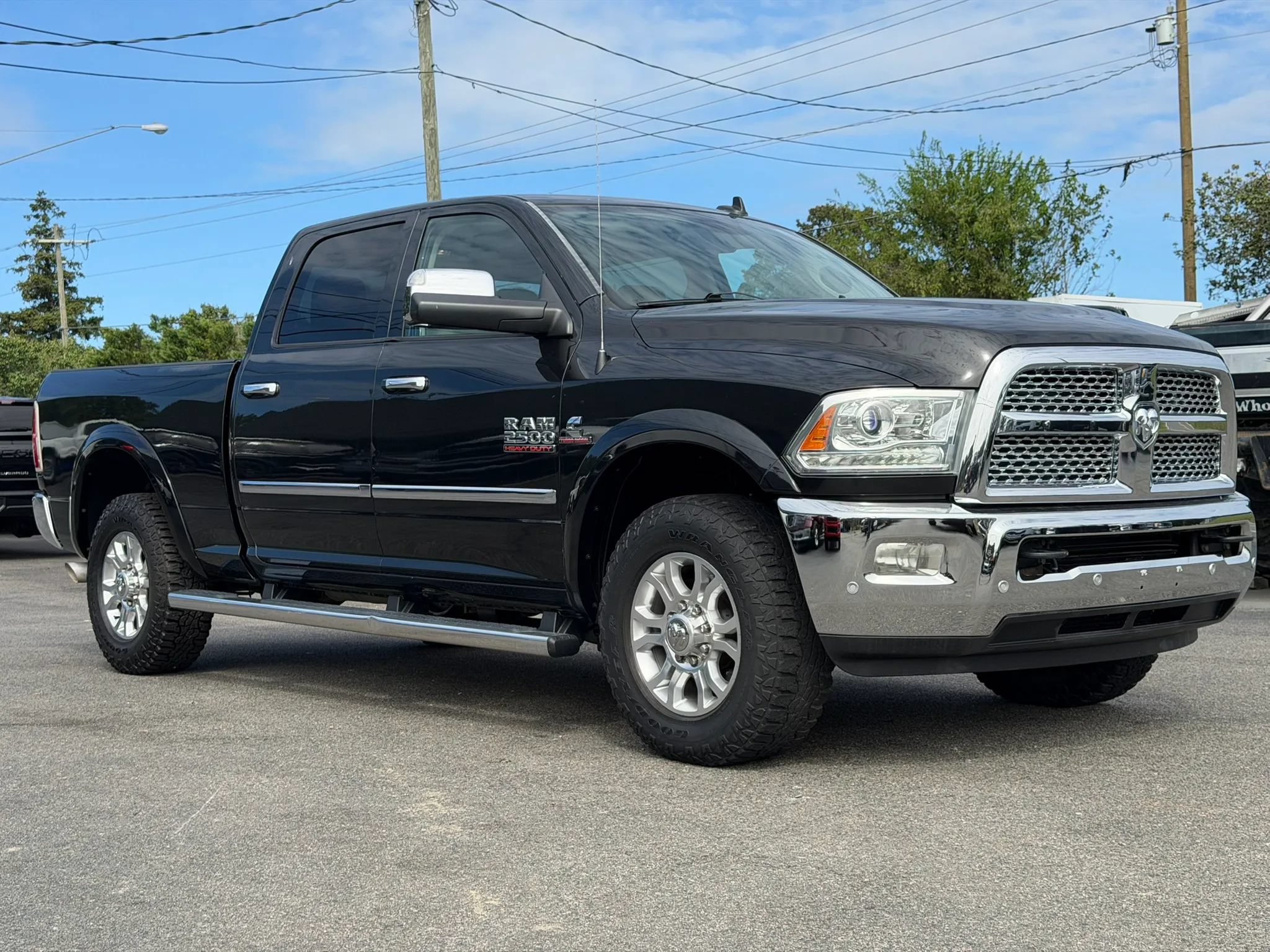 Used 2016 RAM 2500 Laramie RWD image 3