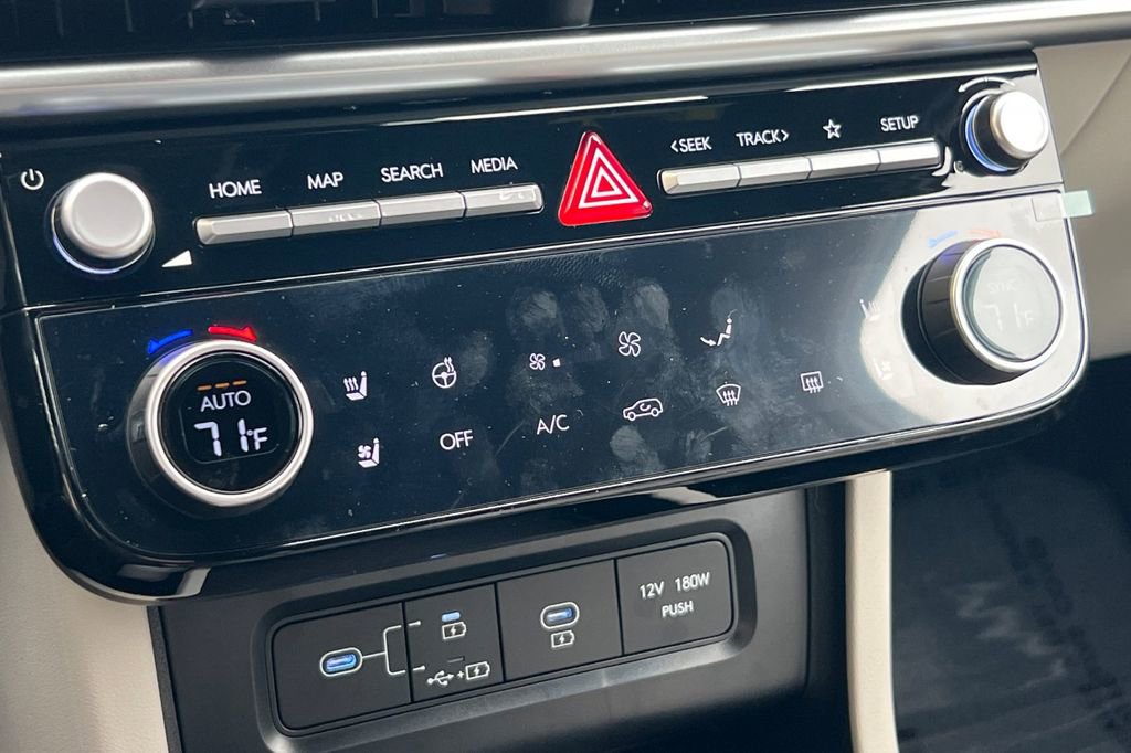 New 2026 Hyundai Tucson Limited image 19