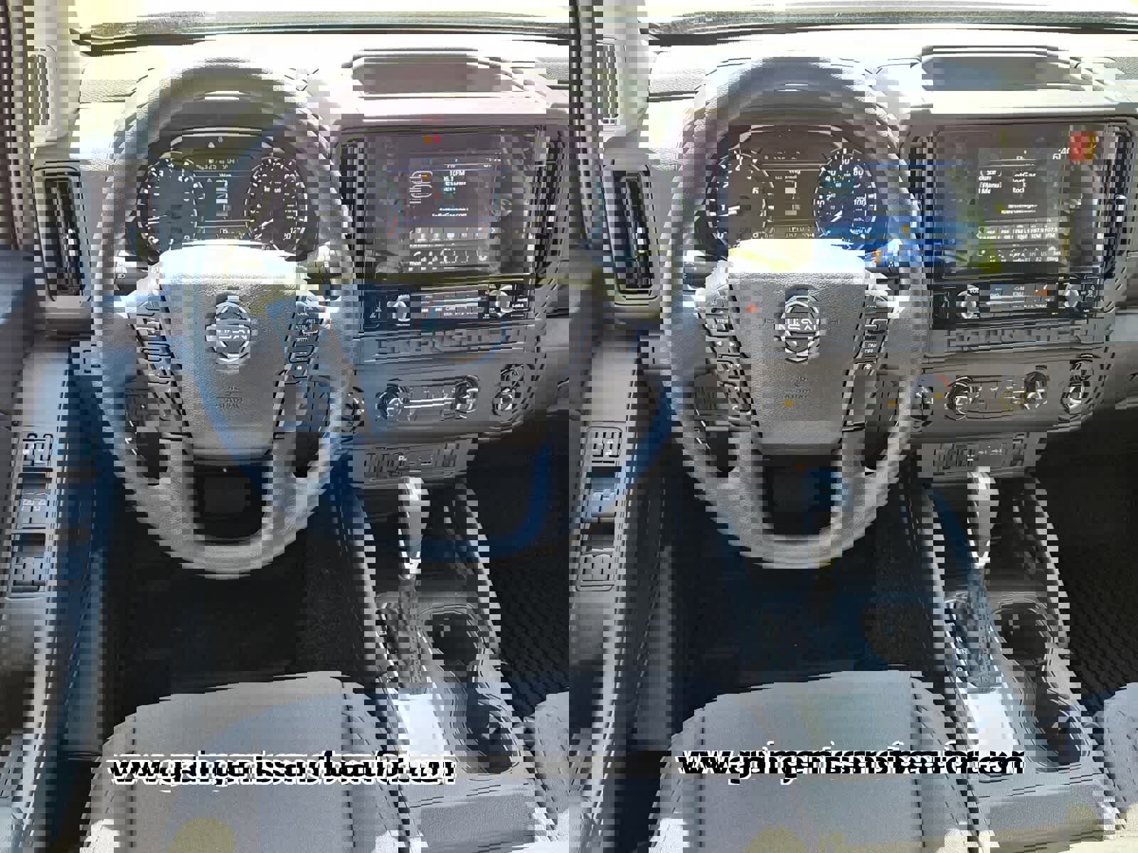 New 2026 Nissan Frontier S image 5