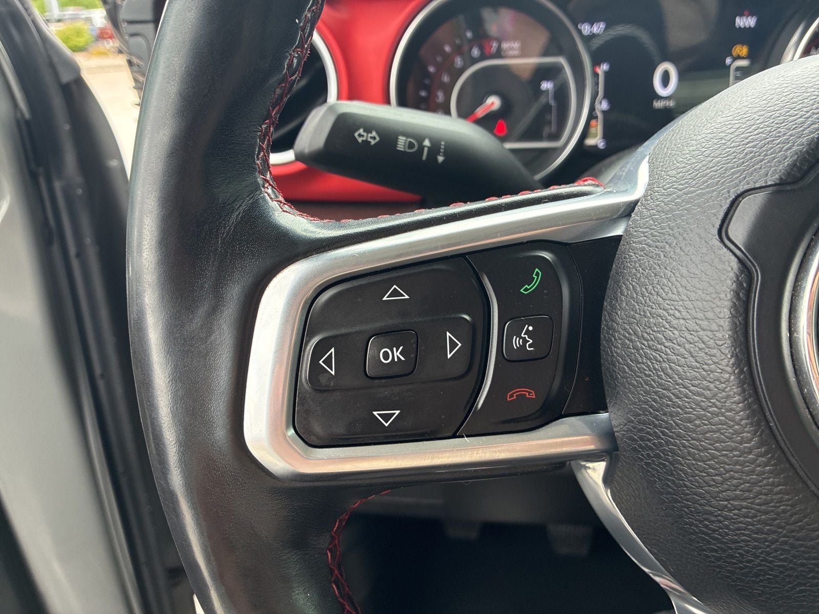 Used 2019 Jeep Wrangler Unlimited Rubicon w/ LED Lighting Group AWD/4WD image 27