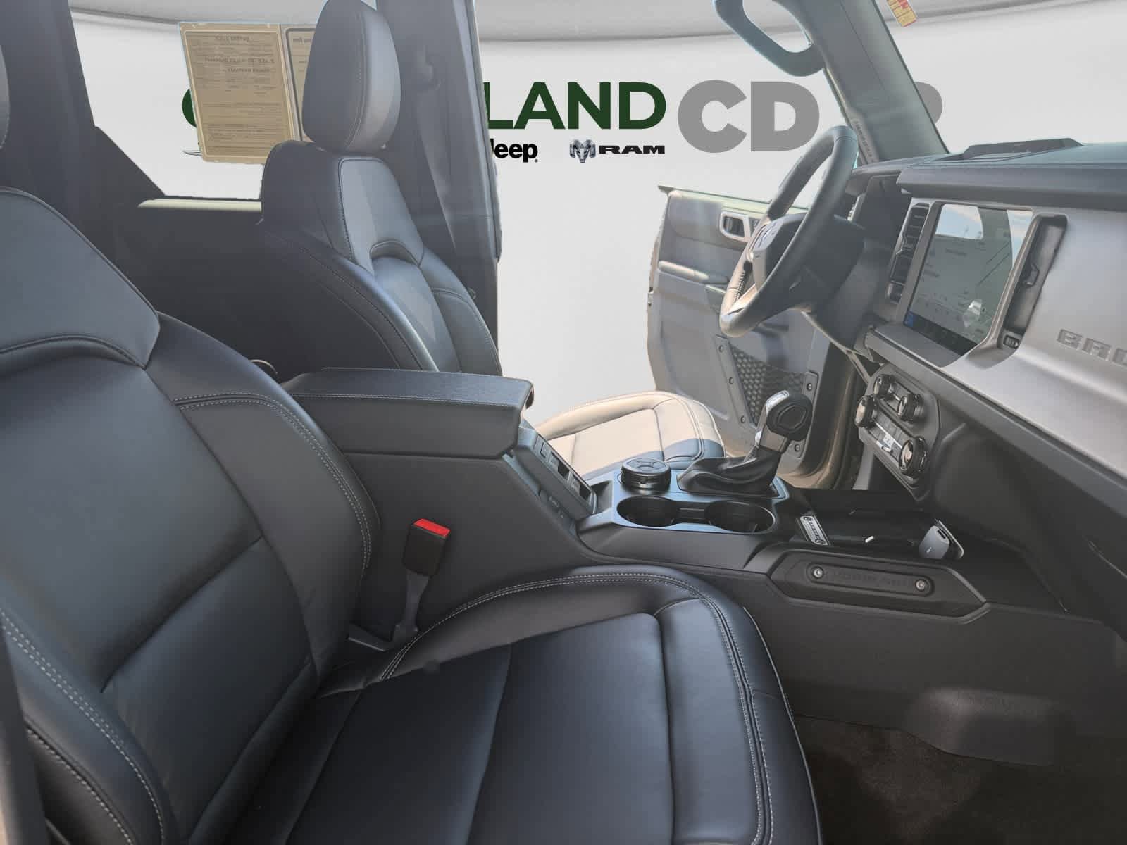 Used 2026 Ford Bronco Outer Banks AWD/4WD image 17