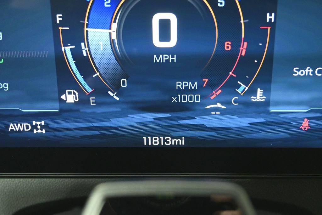Used 2026 Chevrolet Traverse High Country w/ LPO, Floor Liner Package AWD/4WD image 27