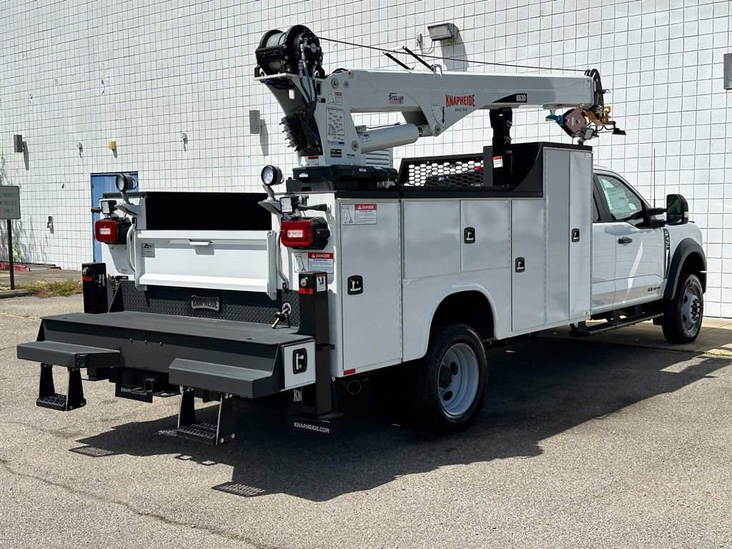 New 2025 Ford F550 4x4 Supercab Super Duty image 40
