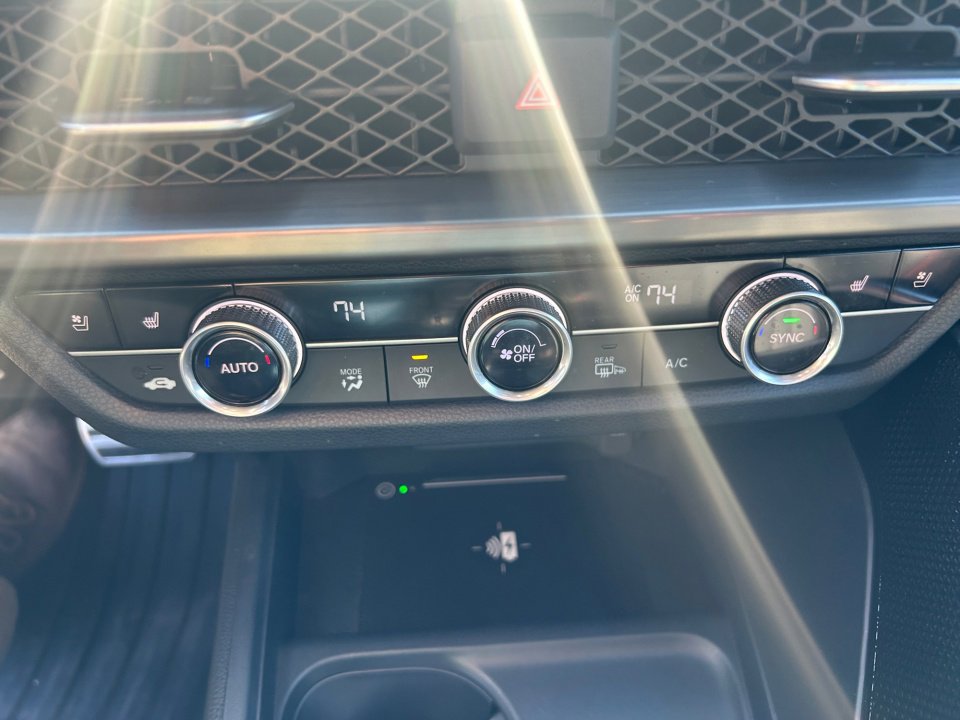 Used 2025 Acura ADX A-Spec image 18