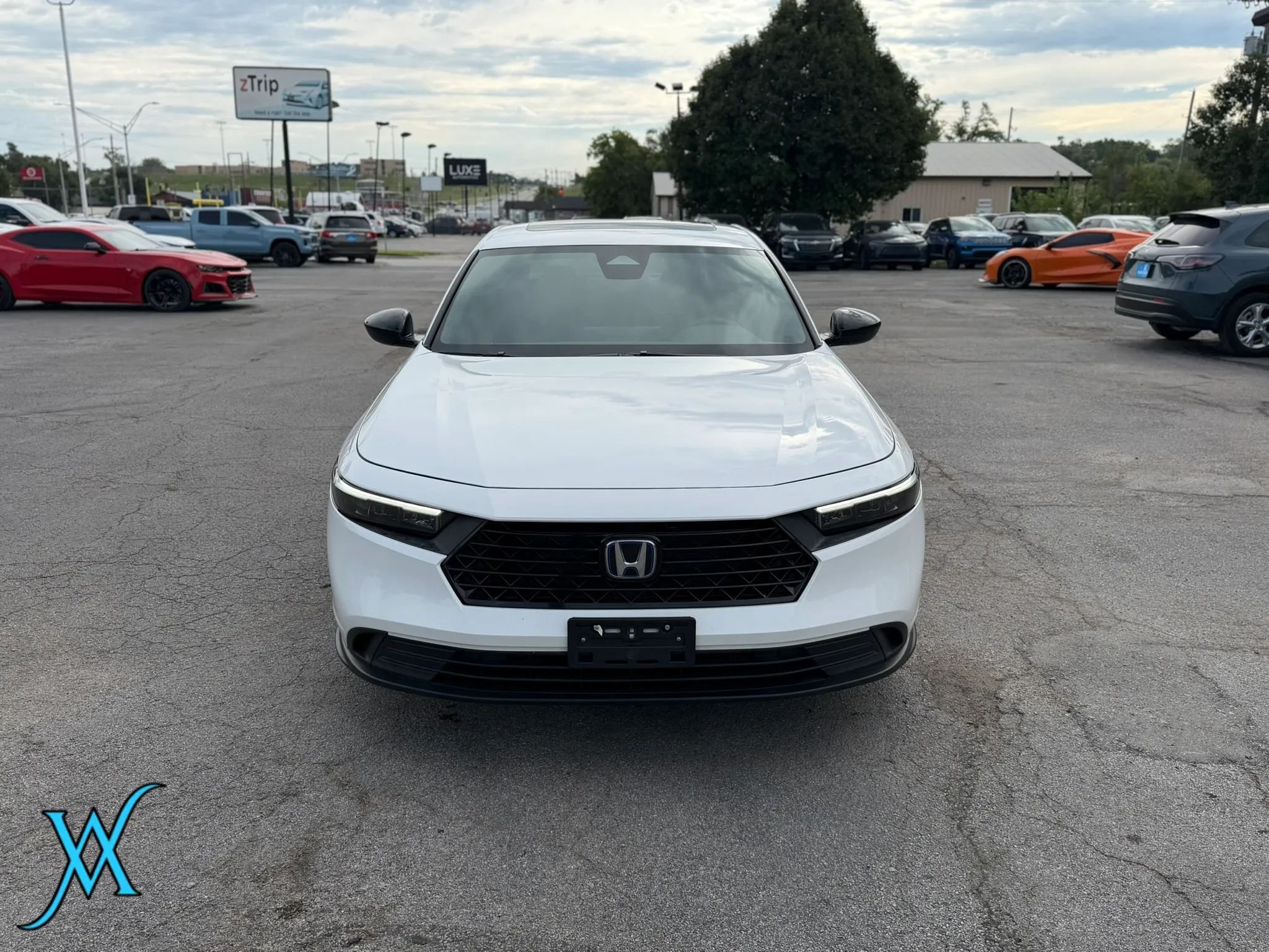Used 2023 Honda Accord Sport image 2