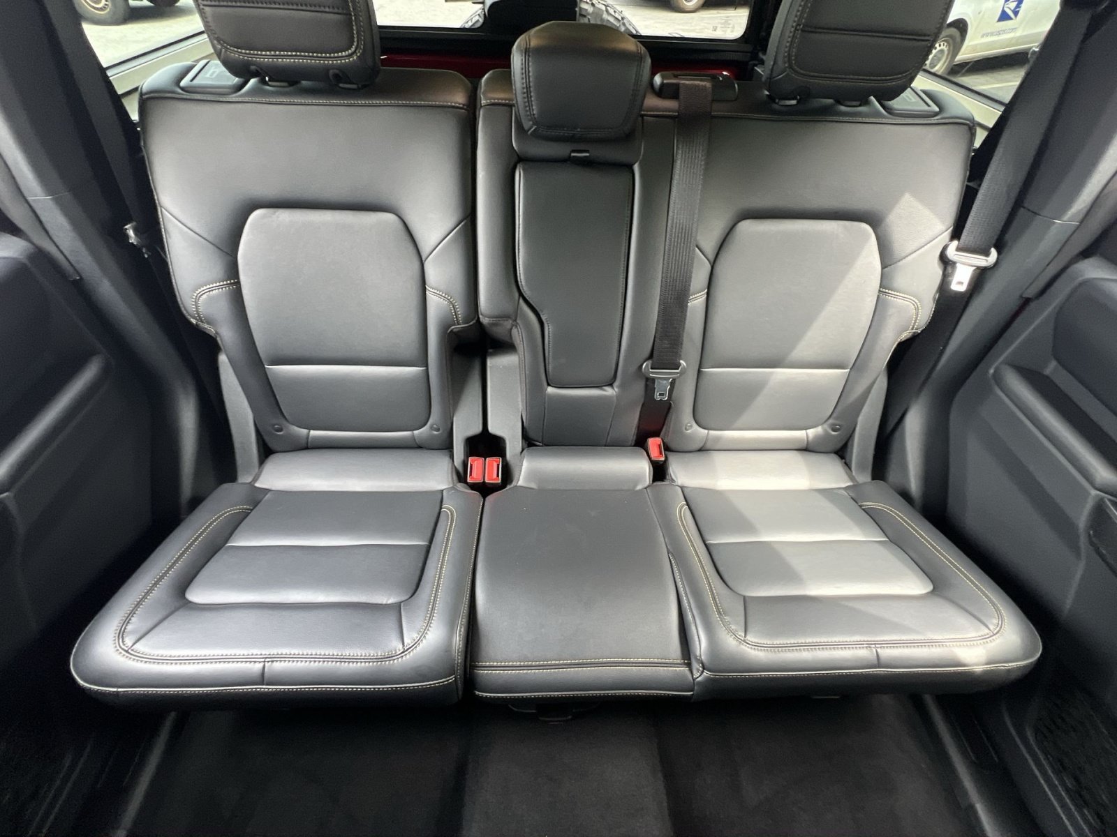 Used 2025 Ford Bronco Badlands AWD/4WD image 15