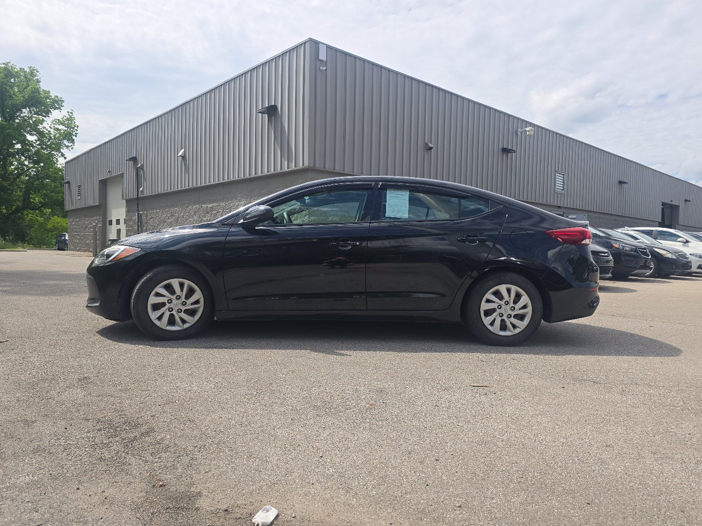 Used 2018 Hyundai Elantra SE FWD image 9