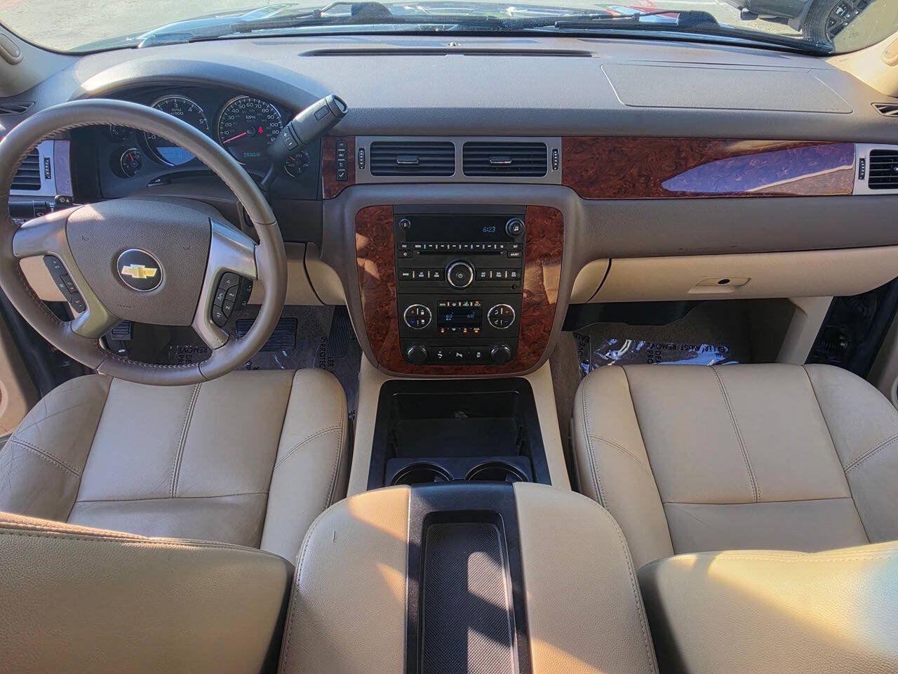 Used 2012 Chevrolet Avalanche LT w/ Texas Edition RWD image 35