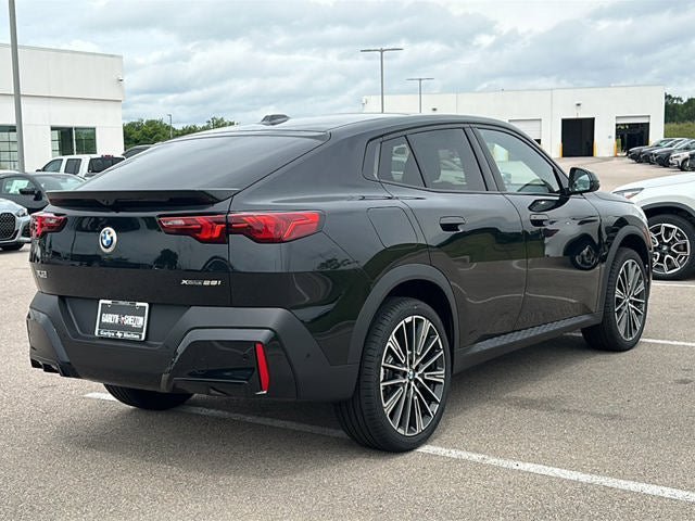 New 2026 BMW X2 xDrive28i w/ Technology Package AWD/4WD image 37