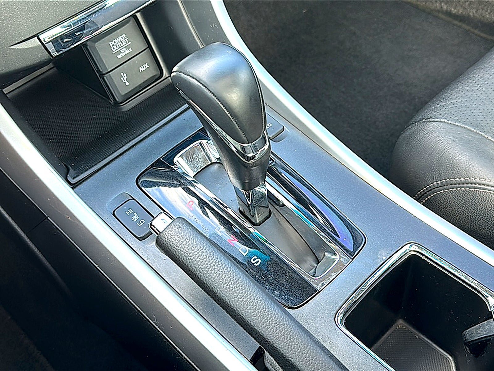 Used 2015 Honda Accord EX-L image 31