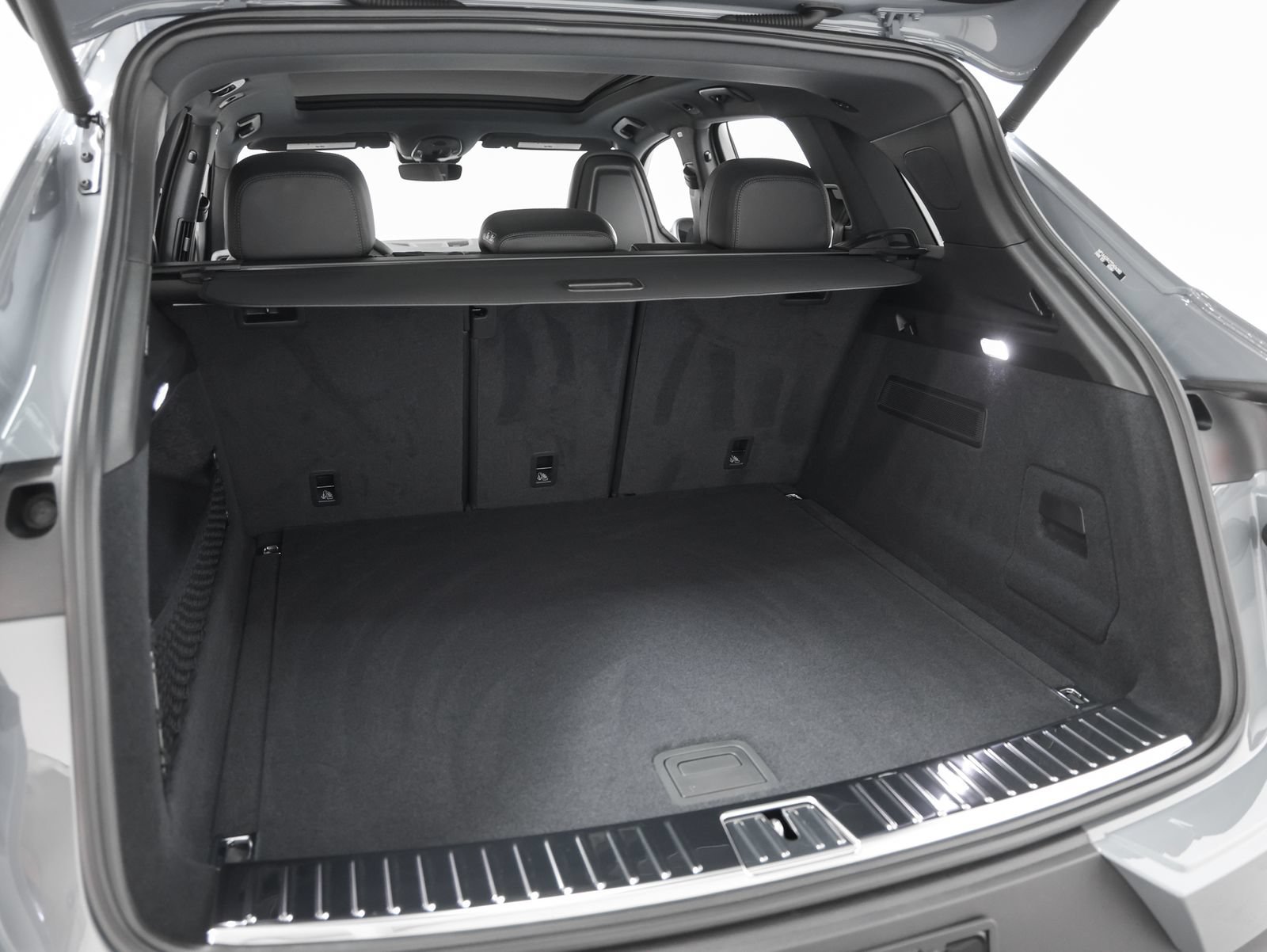 New 2026 Porsche Cayenne AWD/4WD image 19