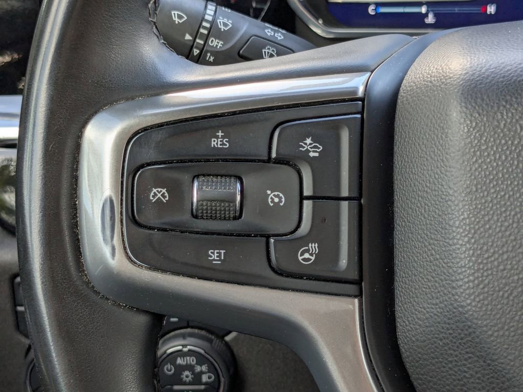 Certified 2025 Chevrolet Silverado 2500 LTZ w/ LTZ Convenience Package image 33