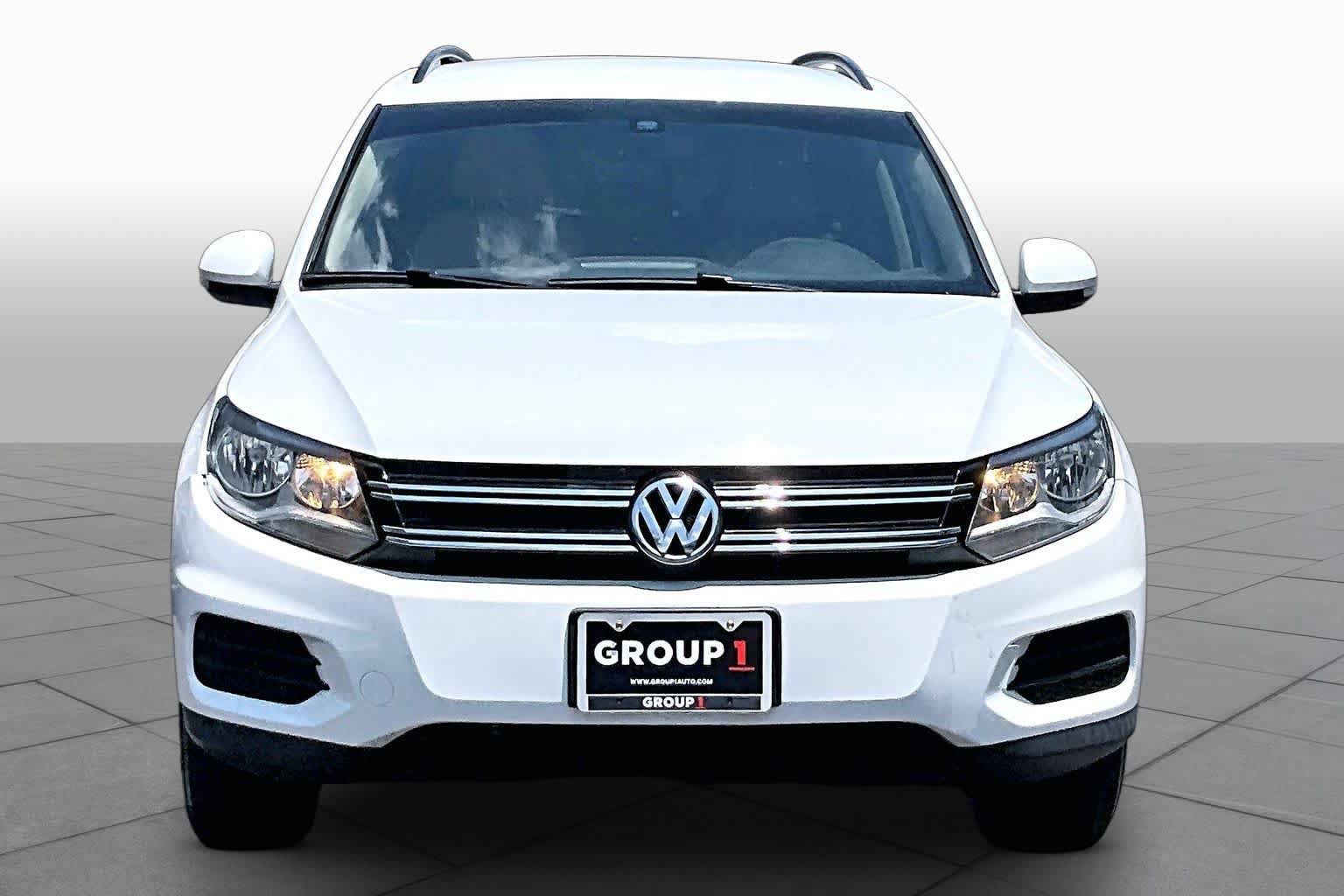 Used 2017 Volkswagen Tiguan S AWD/4WD image 4