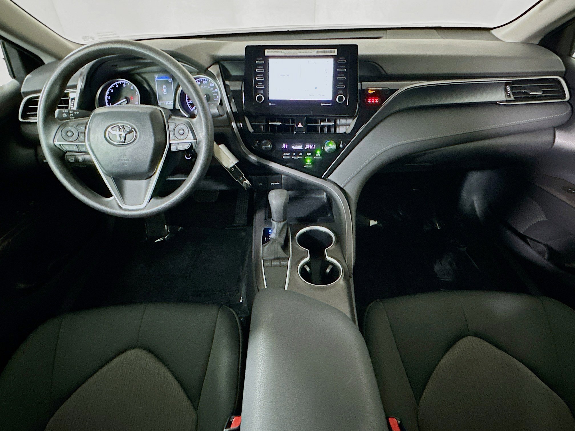 Used 2024 Toyota Camry LE image 26