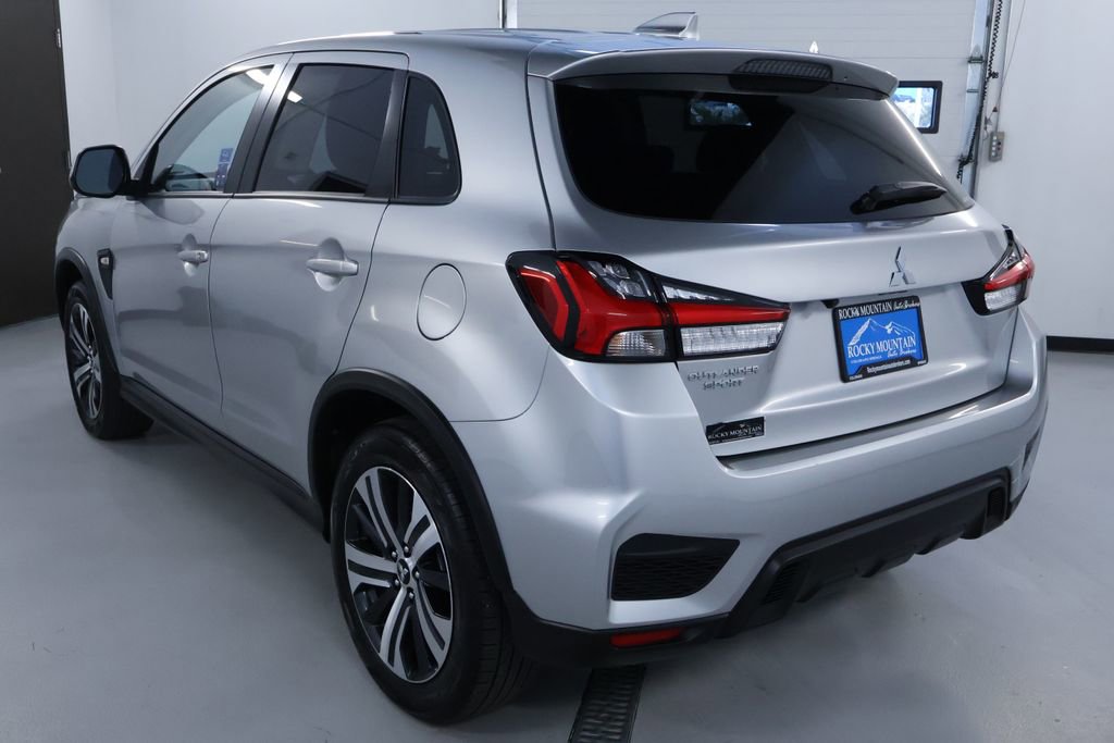 Used 2025 Mitsubishi Outlander Sport ES image 5