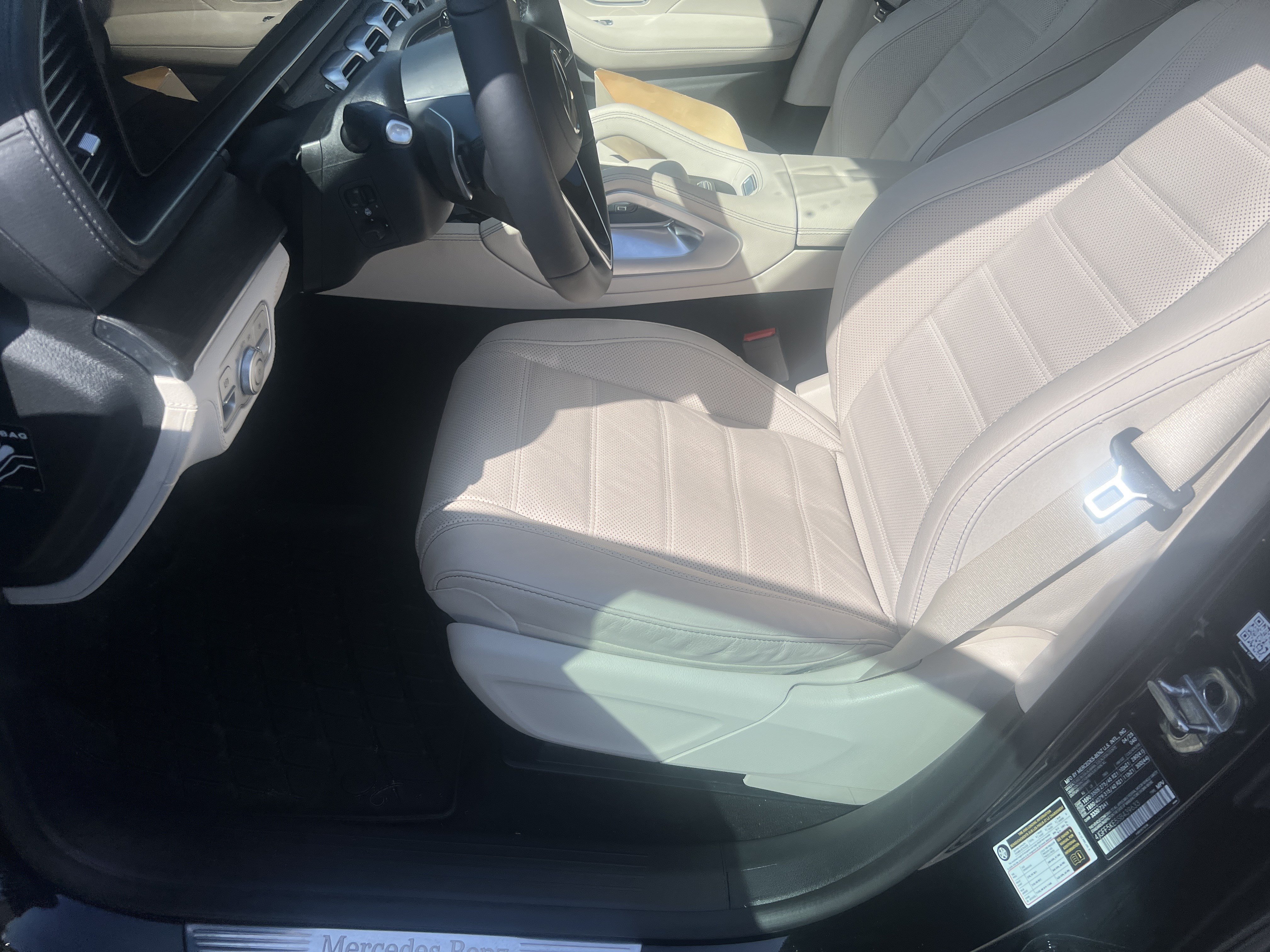 Certified 2025 Mercedes-Benz GLS 450 4MATIC image 16