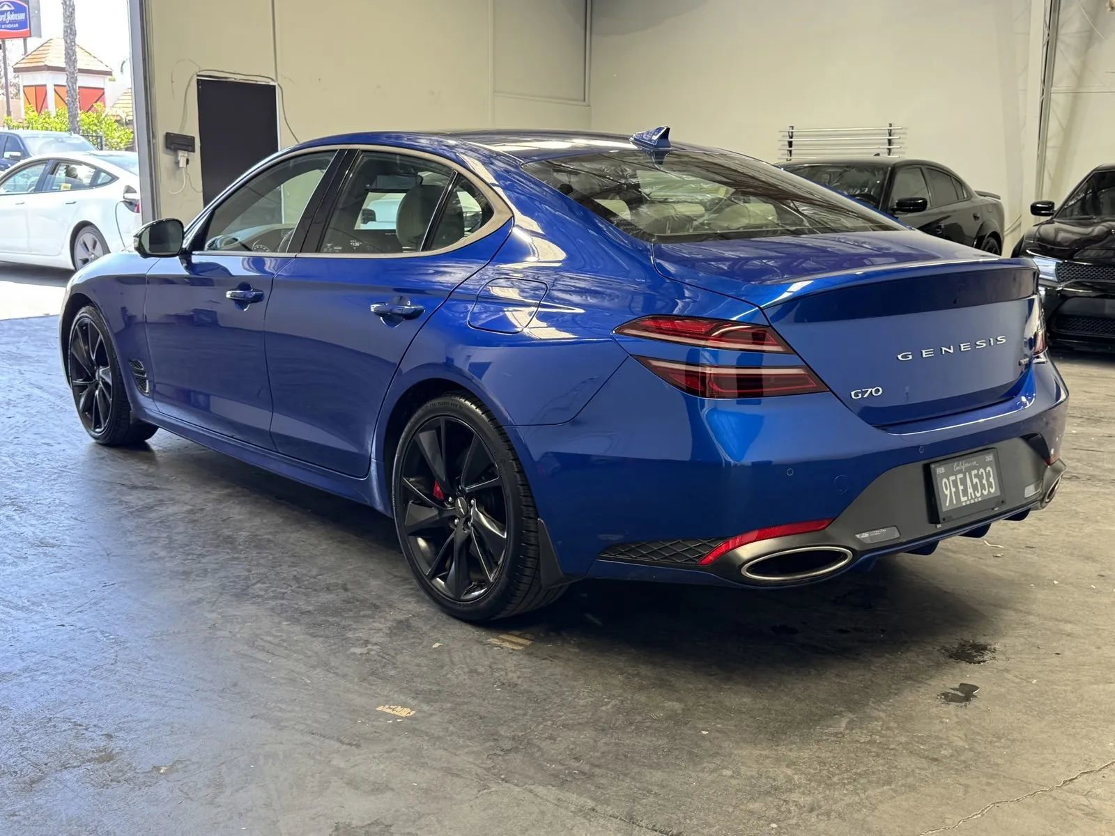 Used 2023 Genesis G70 3.3T w/ Sport Prestige Package RWD image 2