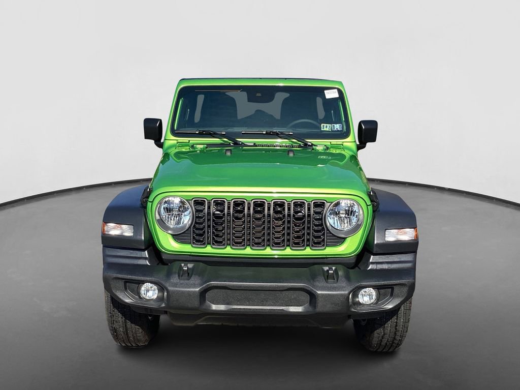 Used 2025 Jeep Wrangler Sport S AWD/4WD image 2