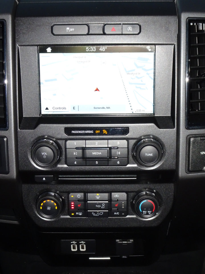 Used 2018 Ford F150 XLT w/ Equipment Group 302A Luxury image 15