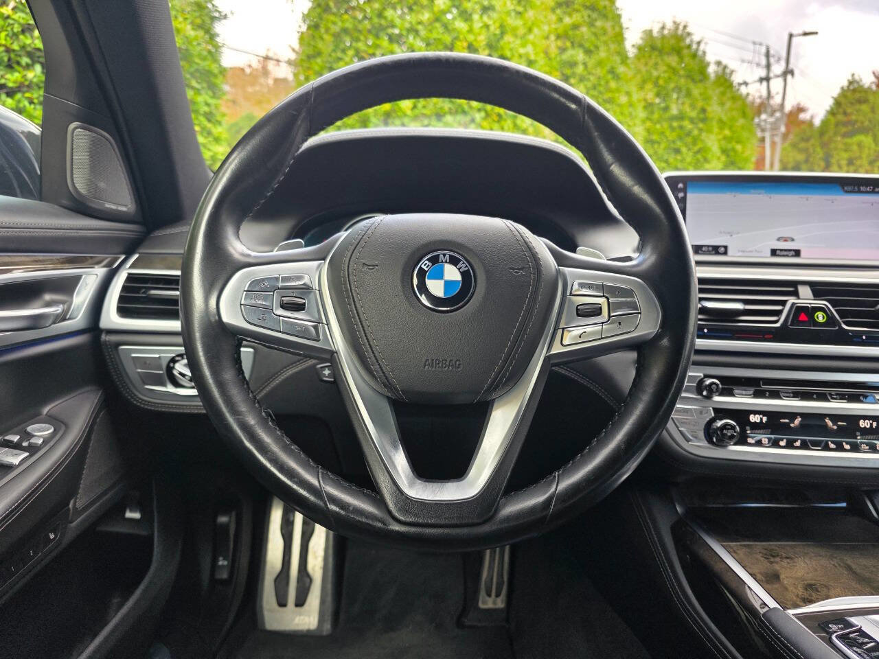 Used 2019 BMW 750i xDrive w/ Executive Package image 21