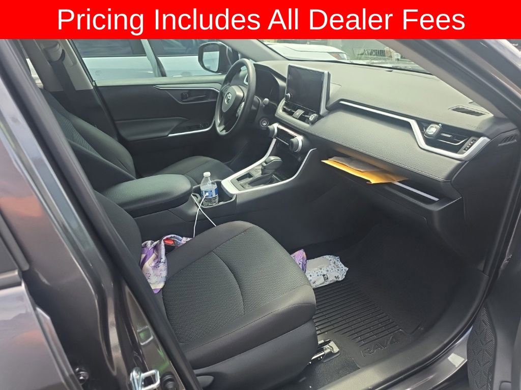 Used 2025 Toyota RAV4 LE FWD image 3
