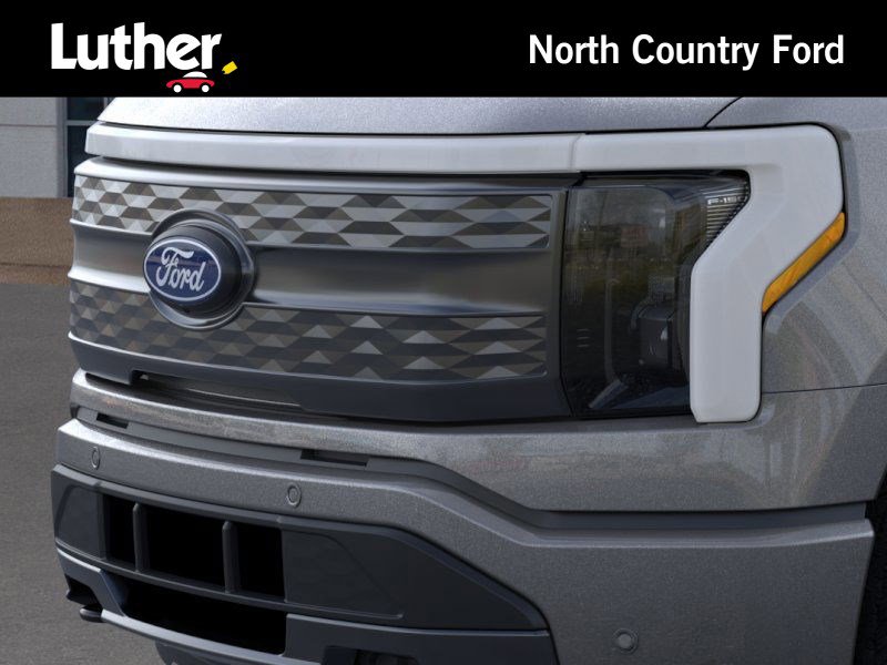 New 2025 Ford F150 Lightning Lariat image 17