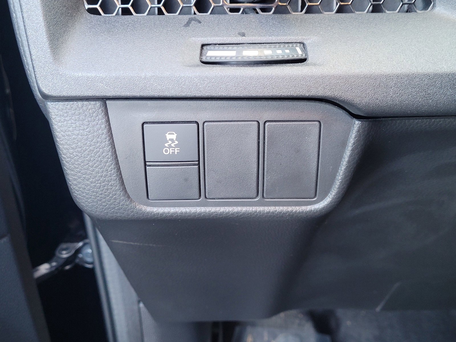 Used 2024 Honda CR-V LX image 17