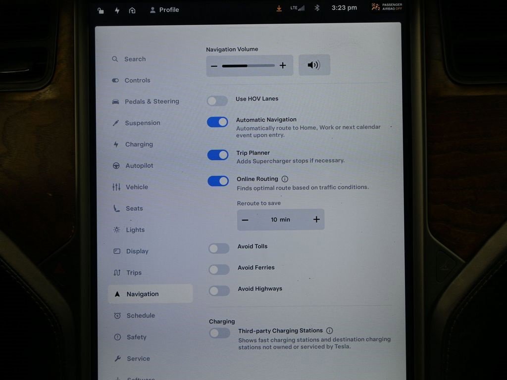 Used 2021 Tesla Model X Long Range image 32