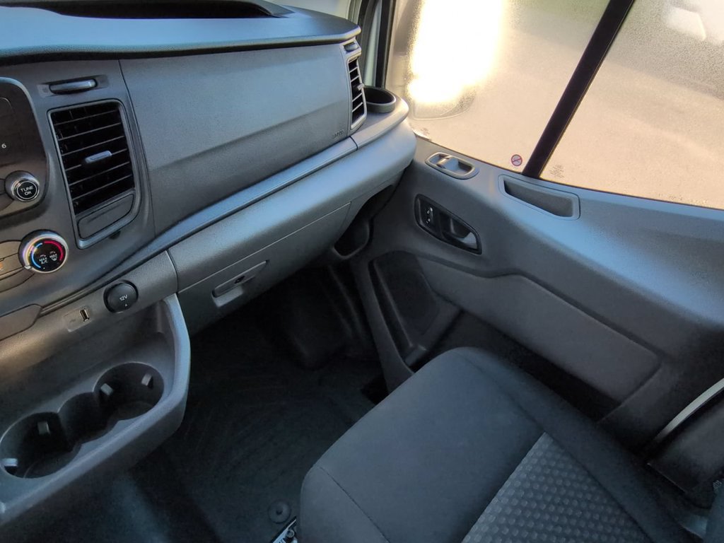 Used 2025 Ford Transit 250 Low Roof w/ Exterior Upgrade Package RWD image 17