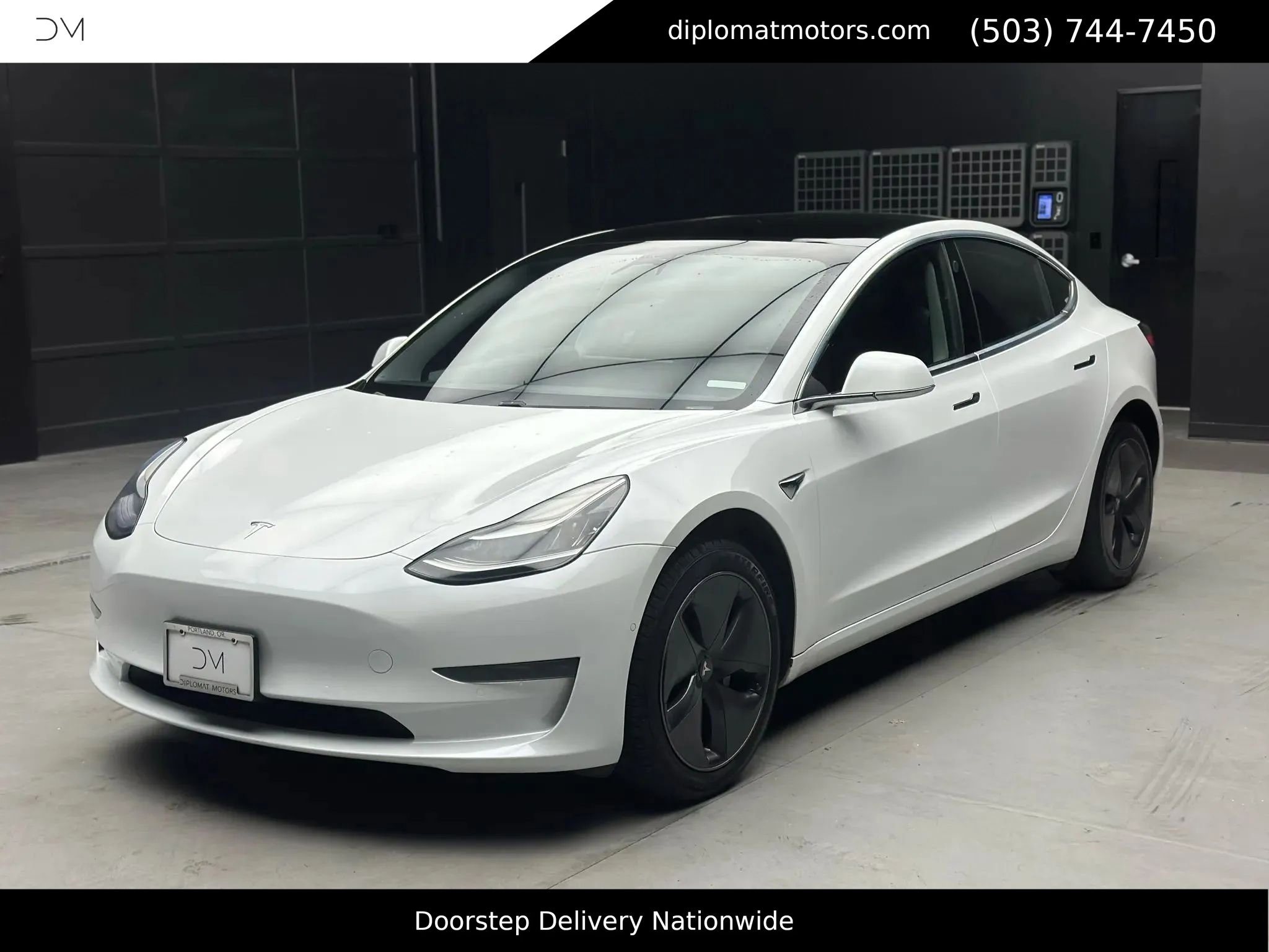 Used 2020 Tesla Model 3 Standard Range image 1
