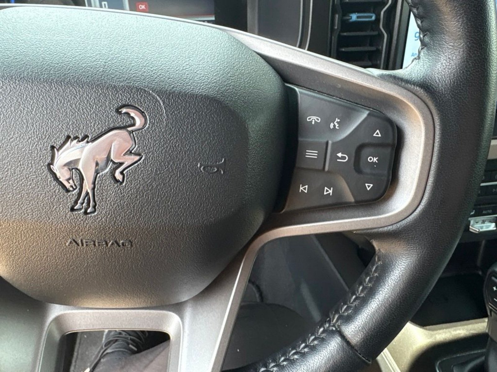 Used 2022 Ford Bronco Wildtrak AWD/4WD image 8