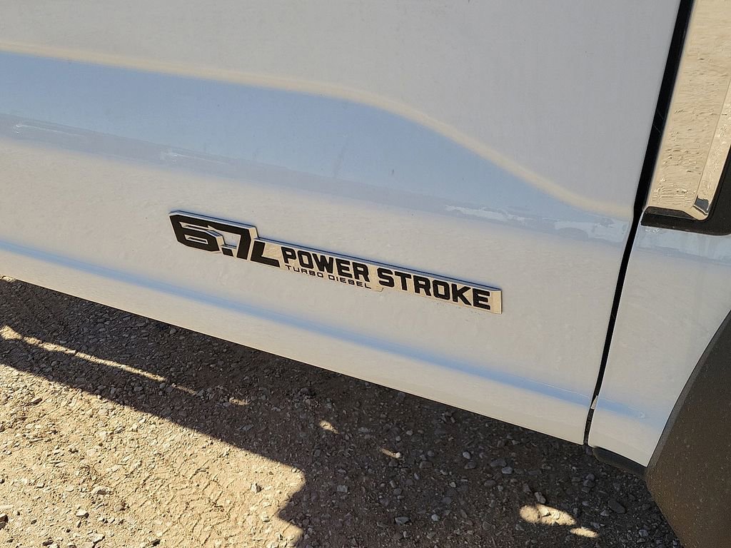 New 2026 Ford F550 4x4 Regular Cab Super Duty image 13