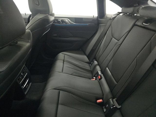 Certified 2025 BMW i4 eDrive40 RWD image 9