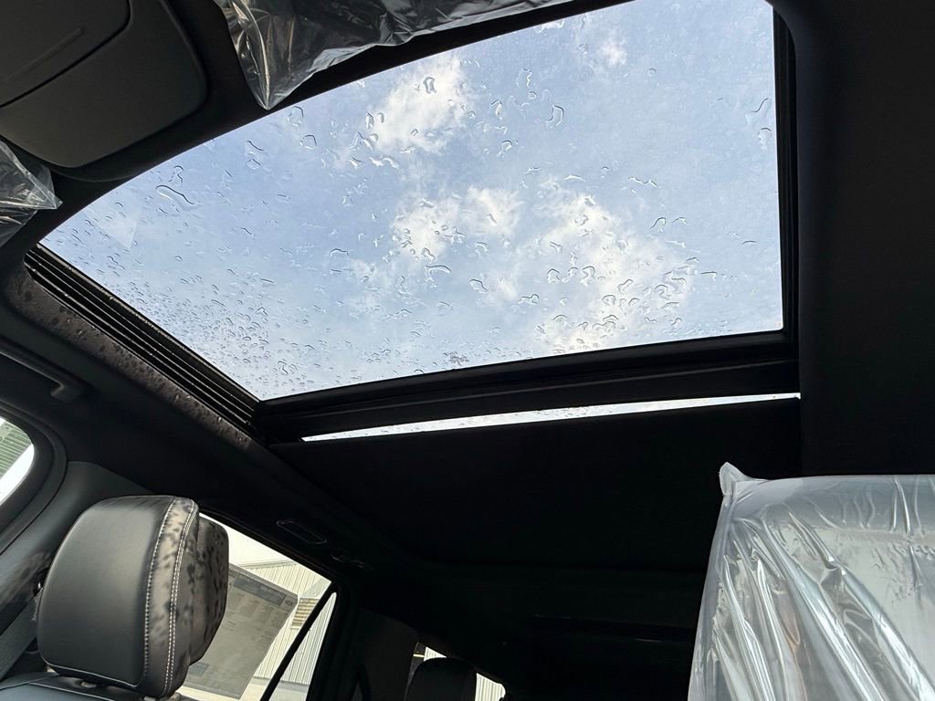 New 2026 Ford Expedition Max Platinum image 28