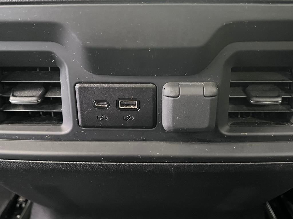 Used 2022 Chevrolet Silverado 1500 LT Trail Boss w/ Bed Protection Package image 36