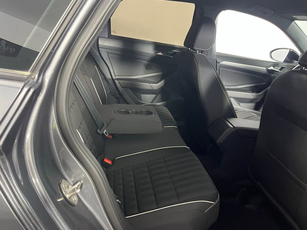 Used 2024 Volkswagen Jetta Sport image 25