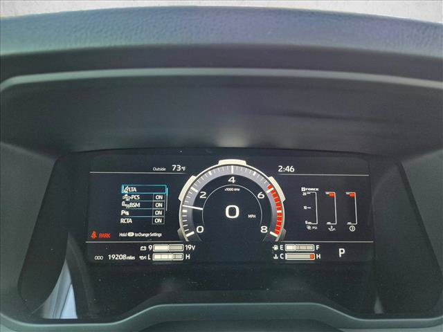 Used 2025 Toyota Tundra Limited w/ TRD Off-Road Package AWD/4WD image 9
