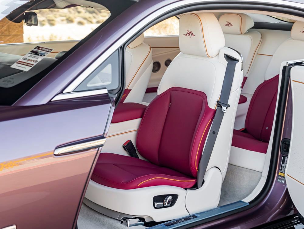 Used 2026 Rolls-Royce Spectre AWD/4WD image 29