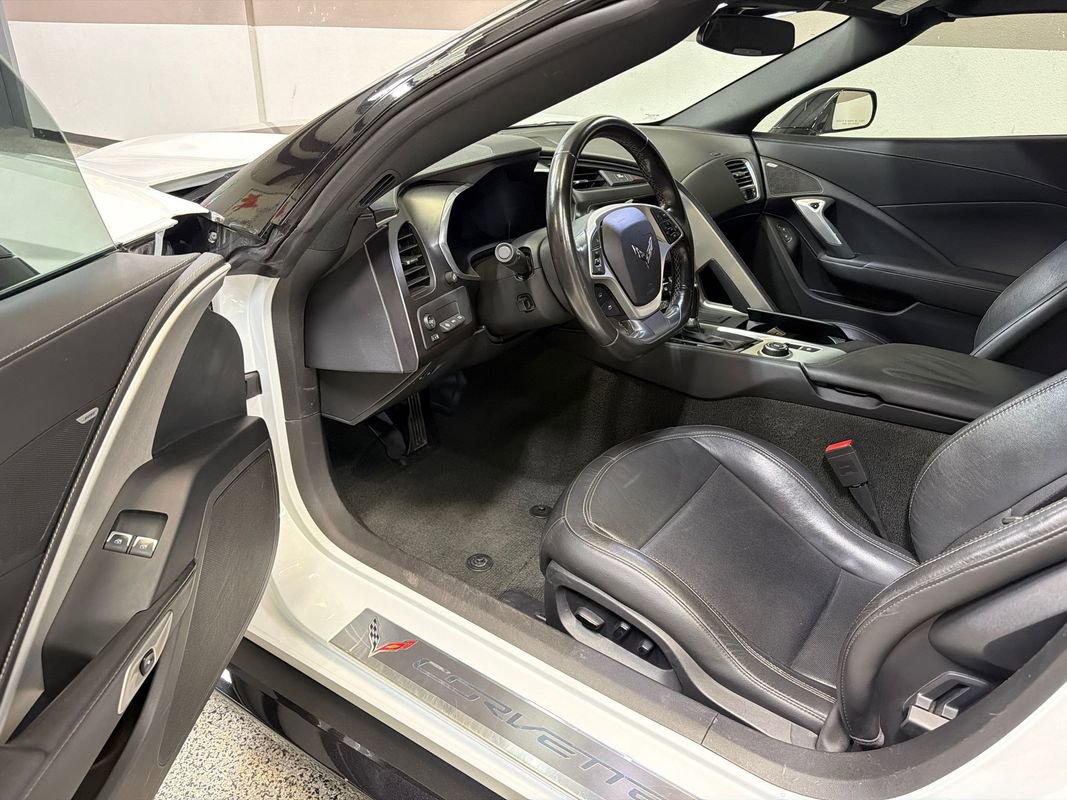 Used 2017 Chevrolet Corvette Grand Sport RWD image 11