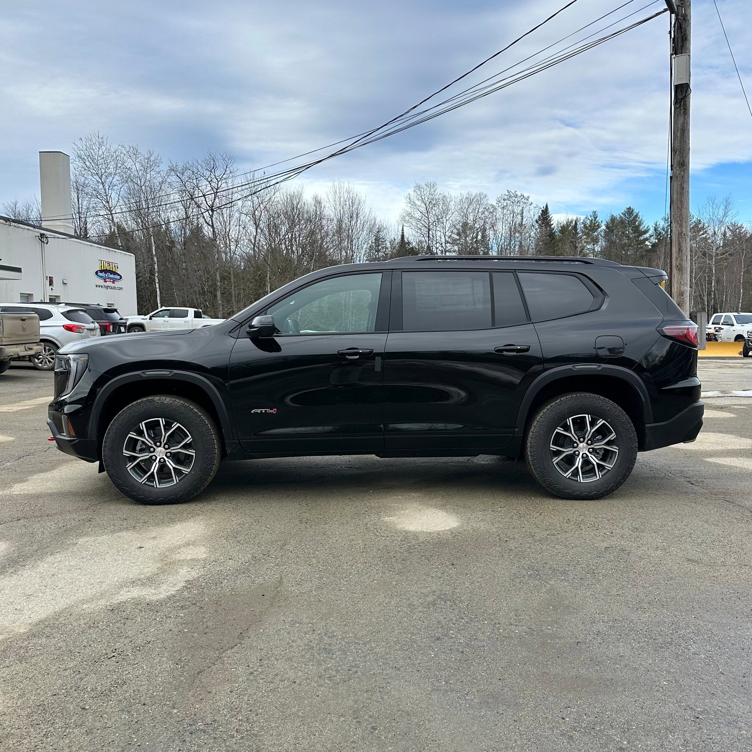 New 2026 GMC Acadia AT4 w/ Luxury Package AWD/4WD image 6