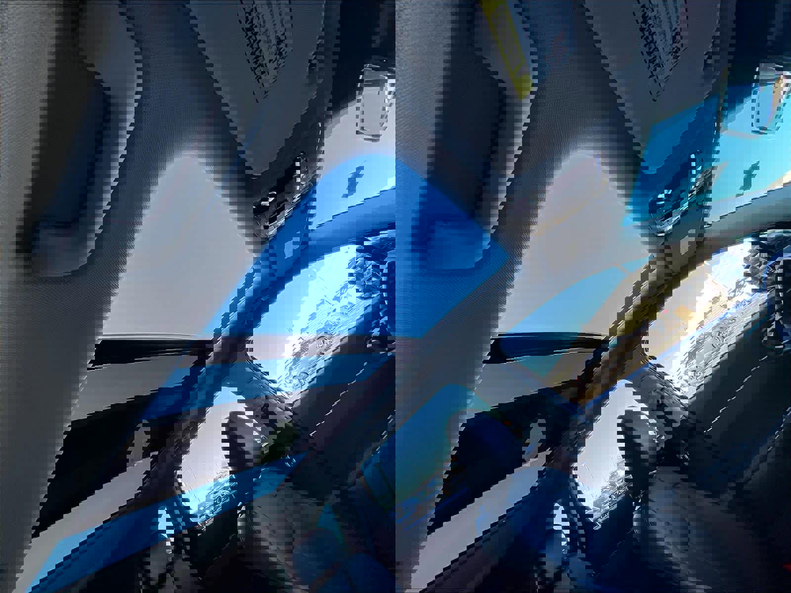 Used 2025 Kia Sorento S w/ Panoramic Sunroof Package image 24