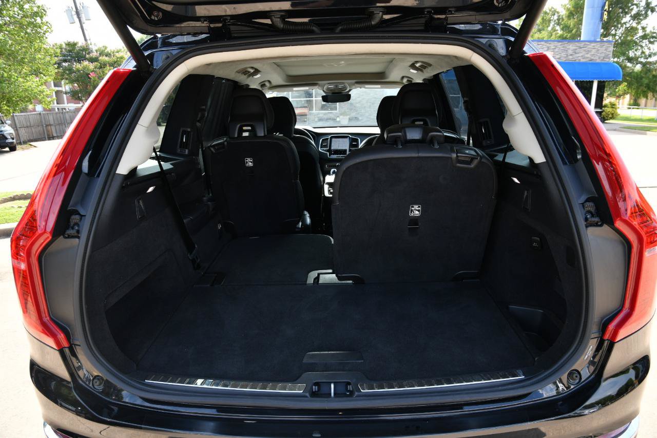 Used 2025 Volvo XC90 B6 Ultra w/ Lounge Package AWD/4WD image 9